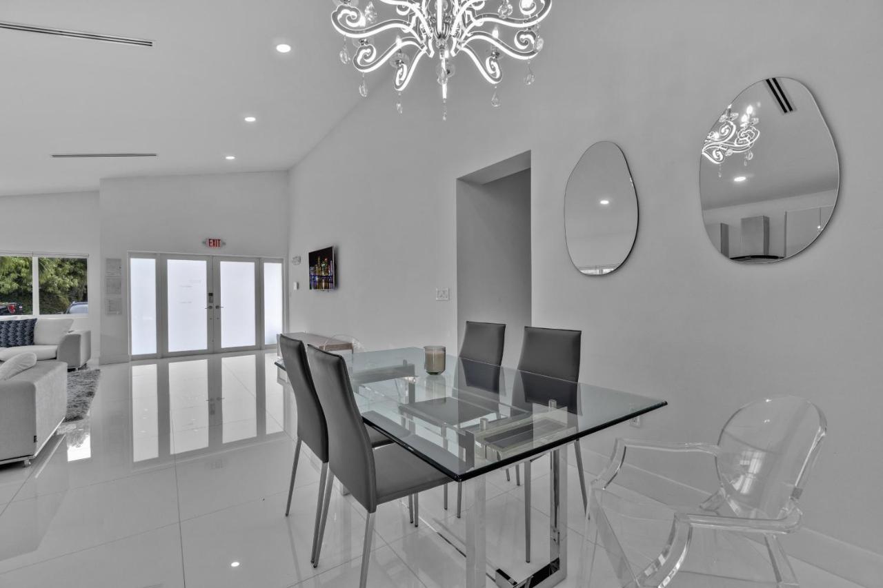 Luxury House 4 Beds Heated Pool W Jaccuzzi Apartman North Bay Village Kültér fotó